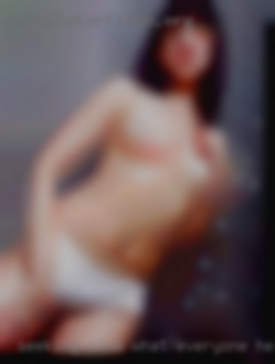 Seeking club what everyone here swingers wants near Brussels.